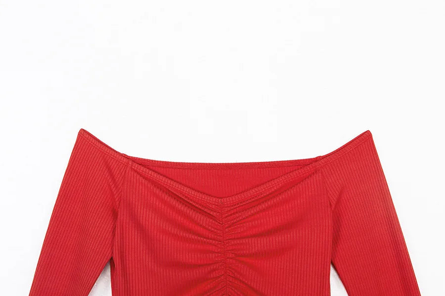 Off-Shoulder Stretch Tee – Streets to the Club