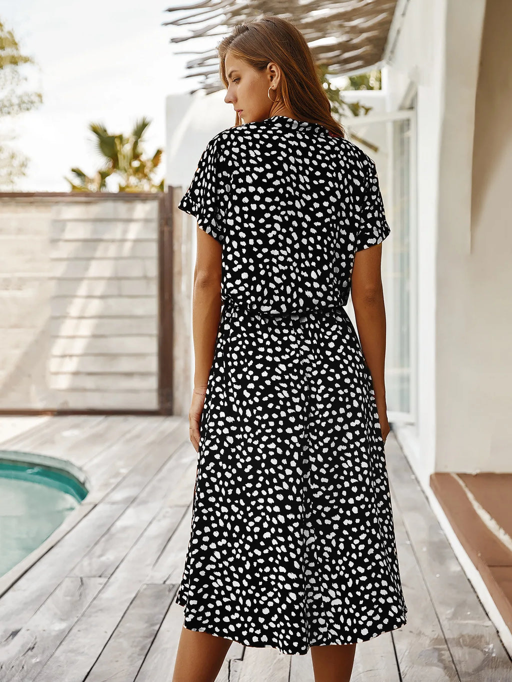 Vintage Floral Shirt Dress – Belted Mid-Calf Fit