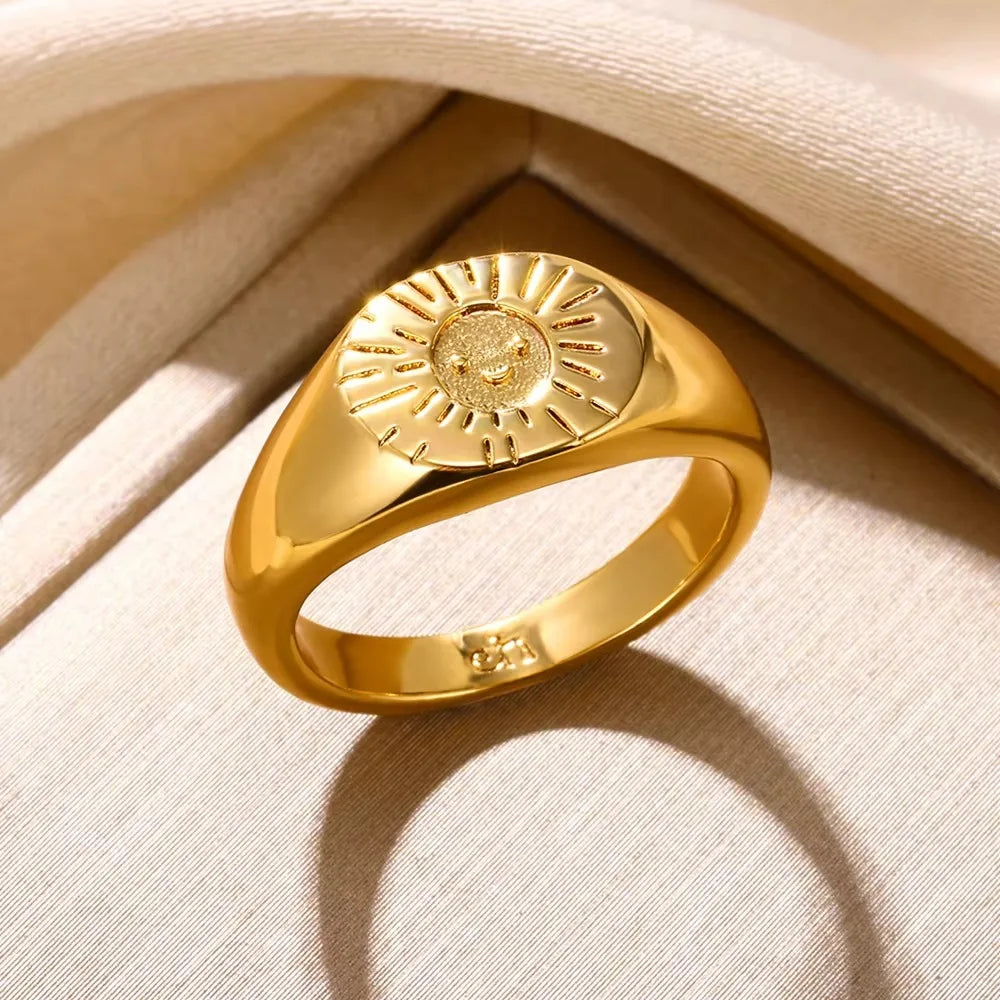 Stainless Steel Sun Smile Rings Gold Color Finger Rings For Women Classic Fashion Couple Christmas Jewelry Best Friend Gift