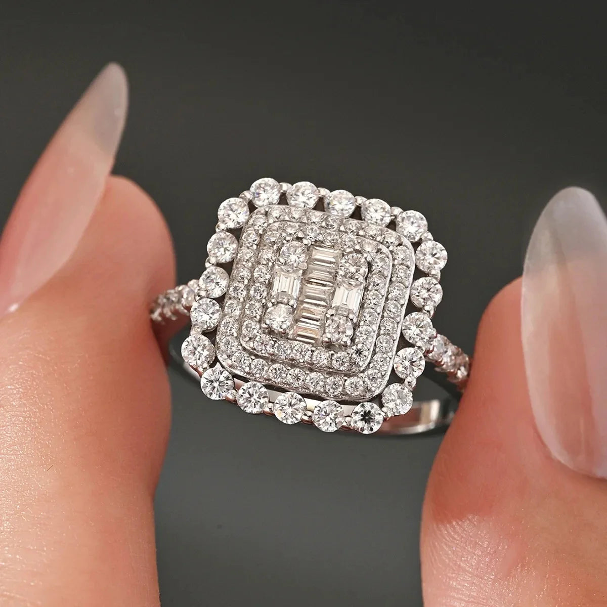 Gorgeous Moissanite Ring for Women S925 Silver Plated 18K Gold Muti Halo Diamond Luxury Wedding Party Fine Jewelry