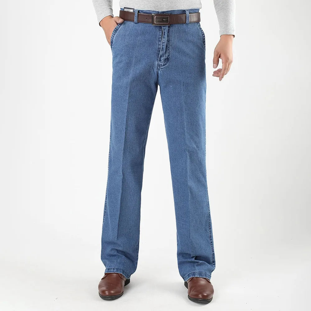 Men’s Classic Stretch Straight-Leg Jeans, Sizes 30–45