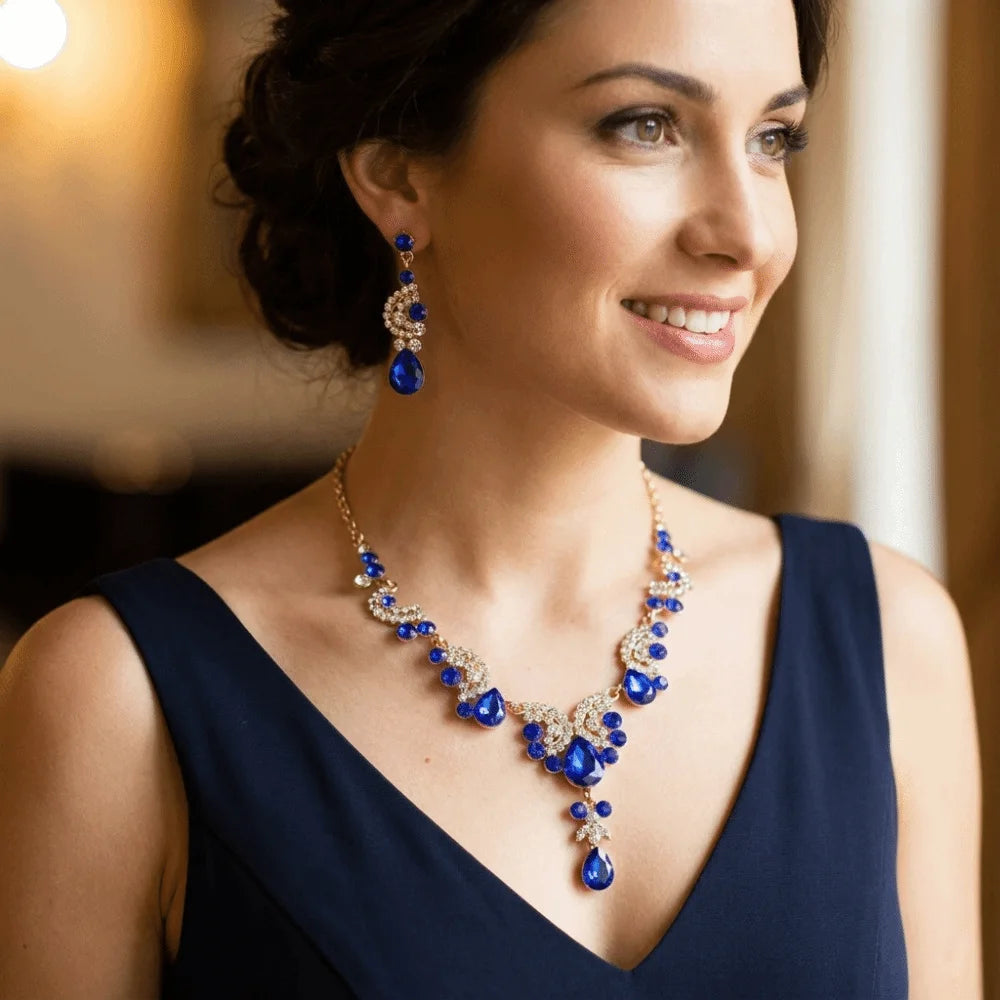 Luxury Rhinestone Jewelry Set Elegant Shiny Necklace Earrings Set Adjustable Waterdrop Pendant Wedding Bridal Accessories